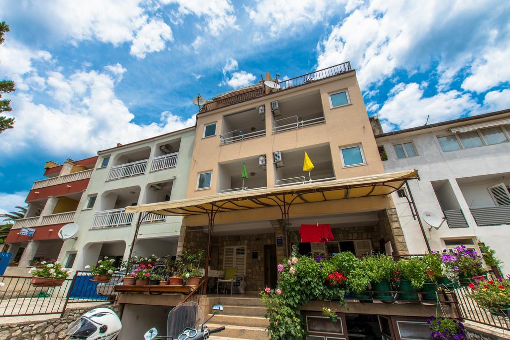 Urban Apartment